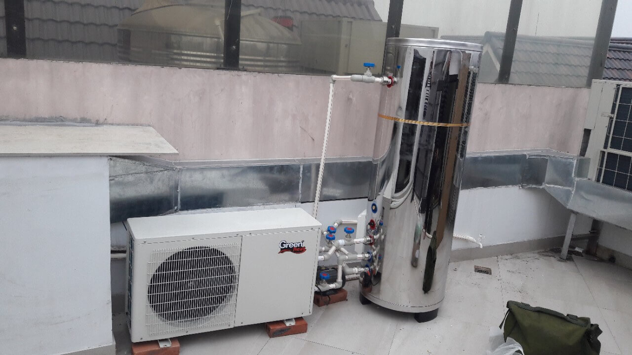 Những lợi ích khi lắp đặt máy nước nóng trung tâm Heatpump